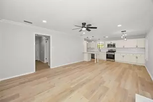 1803 S Park St, Brenham, TX 77833 - Photo 7