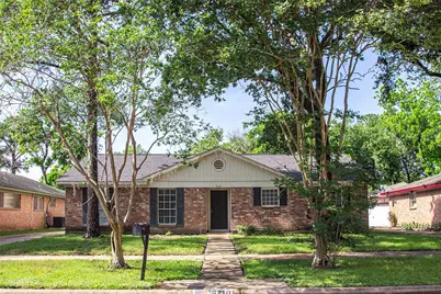 9710 Springmont, Houston, TX 77080 - Photo 1