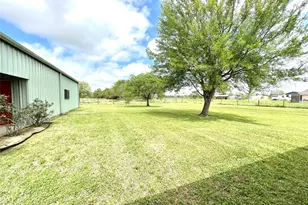 4212 County Rd 182, Alvin, TX 77511 - Photo 11