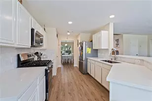 13601 Trail Meadow Ln, Rosharon, TX 77583 - Photo 11
