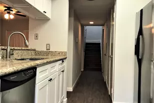 1922 Augusta Dr, Houston, TX 77057 - Photo 9