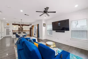 209 Blueberry St, Houston, TX 77018 - Photo 7