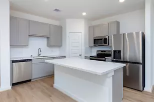 1964 Longmire Villas Ct Ct, Conroe, TX 77304 - Photo 7