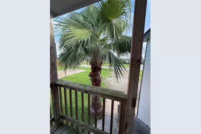 1517 County Road 201, Sargent, TX 77414 - Photo 7