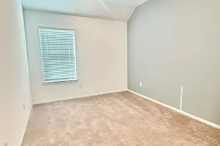 4406 Red Yucca Dr, Baytown, TX 77521 - Photo 17