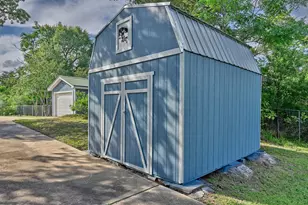 9481 Lake Forest Cir, Brenham, TX 77833 - Photo 41
