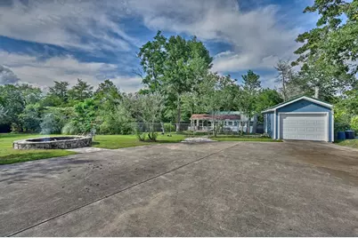 9481 Lake Forest Circle, Brenham, TX 77833 - Photo 37