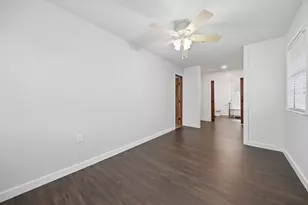 9481 Lake Forest Cir, Brenham, TX 77833 - Photo 15