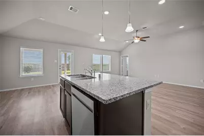 7730 Squall Lane, Baytown, TX 77523 - Photo 5