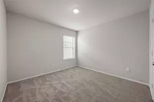 7730 Squall Ln, Baytown, TX 77523 - Photo 17