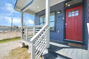 609 Boundary St, Houston, TX 77009 - Photo 1