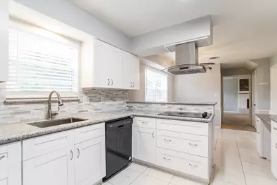 20127 Pinehurst Trail Drive, Humble, TX 77346 - Photo 7