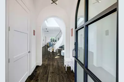 2501 Yupon Street, Houston, TX 77006 - Photo 9