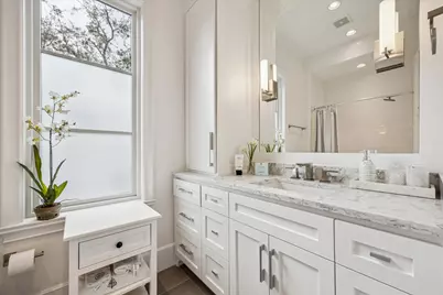 2501 Yupon Street, Houston, TX 77006 - Photo 37