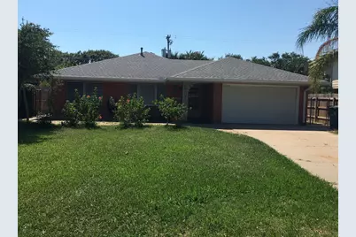 1221 Marine Drive, Galveston, TX 77550 - Photo 1