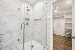 6306 Pineshade Ln, Houston, TX 77008 - Photo 29