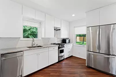 6306 Pineshade Lane, Houston, TX 77008 - Photo 27