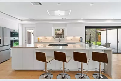 6306 Pineshade Lane, Houston, TX 77008 - Photo 9