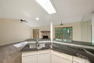 94 Villa Way, Coldspring, TX 77331 - Photo 7