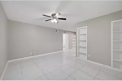 10600 S Post Oak Road #101, Houston, TX 77035 - Photo 7