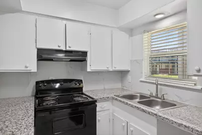 10600 S Post Oak Road #101, Houston, TX 77035 - Photo 3
