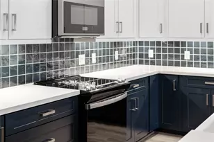 6804 Westview Dr, Houston, TX 77055 - Photo 9