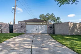 16210 Ridgegreen Dr, Houston, TX 77082 - Photo 21