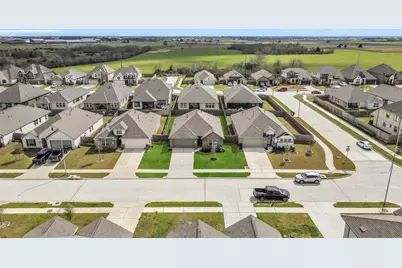 32303 Cedar Crest Drive, Waller, TX 77484 - Photo 3