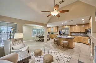 18 Glade Bank Pl, The Woodlands, TX 77382 - Photo 21