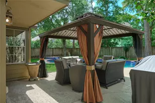 18 Glade Bank Pl, The Woodlands, TX 77382 - Photo 43