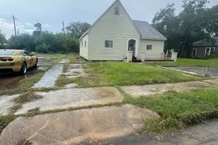 2217 Rev Dr Ransom Howard St, Port Arthur, TX 77640 - Photo 3
