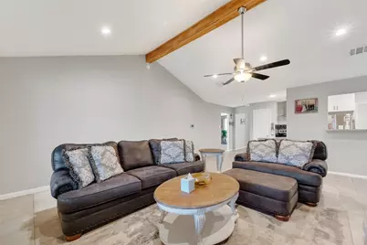 17115 Bougainvilla Lane, Friendswood, TX 77546 - Photo 11