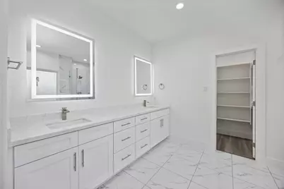 7815 Ethel Street #A-B, Houston, TX 77028 - Photo 17