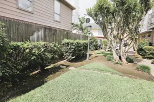 6111 Beverly Hill St, Houston, TX 77057 - Photo 17