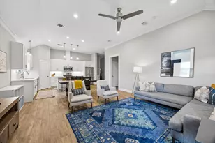 940 W 21st St, Houston, TX 77008 - Photo 7