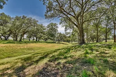 2021 Fm 2144, Weimar, TX 78962 - Photo 17