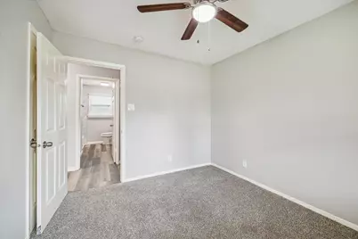 7426 Saunders Road, Houston, TX 77016 - Photo 9