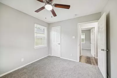 7426 Saunders Road, Houston, TX 77016 - Photo 5