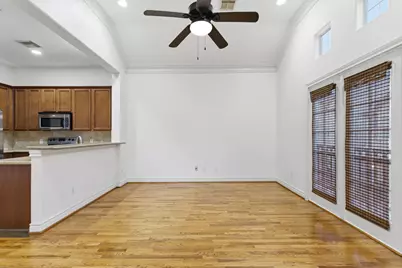 1303 Sherwood Point Lane, Houston, TX 77043 - Photo 21