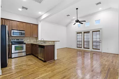 1303 Sherwood Point Lane, Houston, TX 77043 - Photo 7