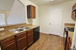 5903 Santa Cecilia Ln, Houston, TX 77017 - Photo 3
