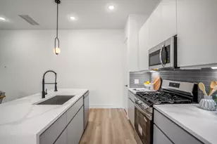 4201 Oats St, Houston, TX 77020 - Photo 11