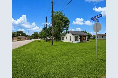 424 Thomas Street, Clute, TX 77531 - Photo 13