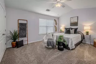 1725 Harvey Mitchell Pkwy S, College Station, TX 77840 - Photo 15