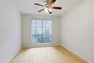 8055 Cambridge St, Houston, TX 77054 - Photo 11