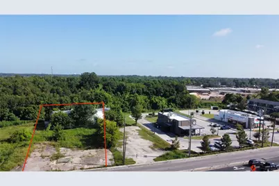 900 Highway 90, Dayton, TX 77535 - Photo 1