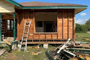 7702 Sealey St, Houston, TX 77088 - Photo 7