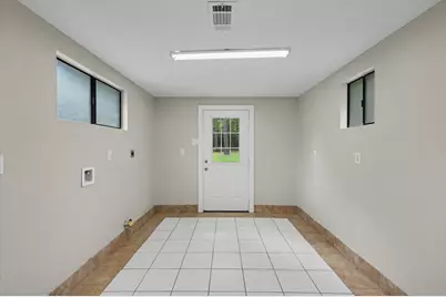 12691 Bowles Road, Conroe, TX 77304 - Photo 21