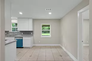 12691 Bowles Rd, Conroe, TX 77304 - Photo 7
