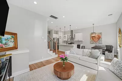 825 Woodcrest Drive, Houston, TX 77018 - Photo 3
